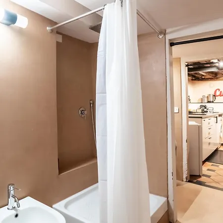 Giano Host - San Bernardo Apartment Genoa Exterior photo