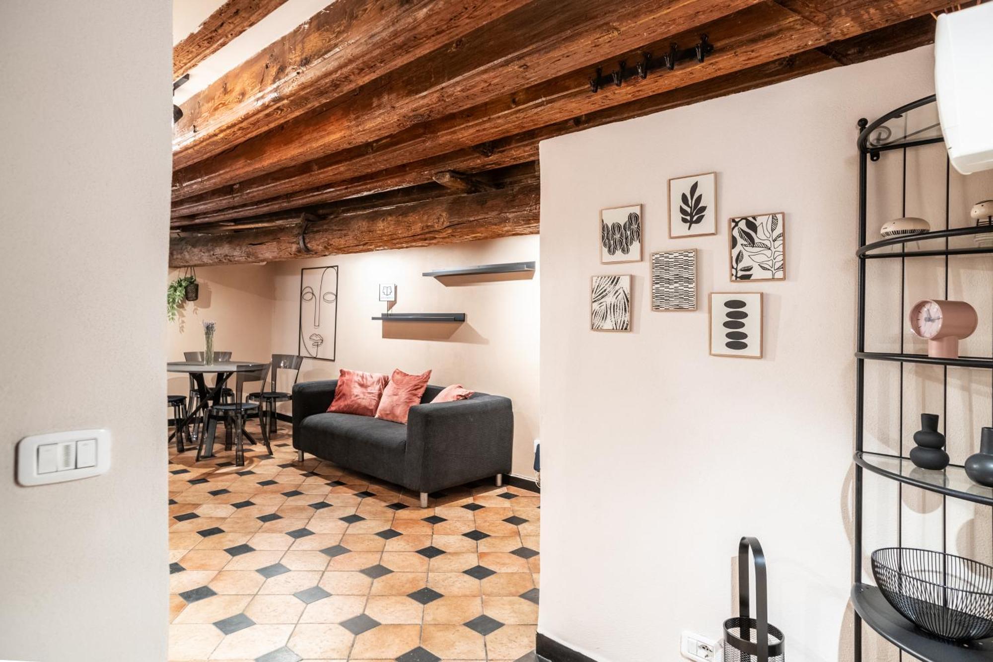 Giano Host - San Bernardo Apartment Genoa