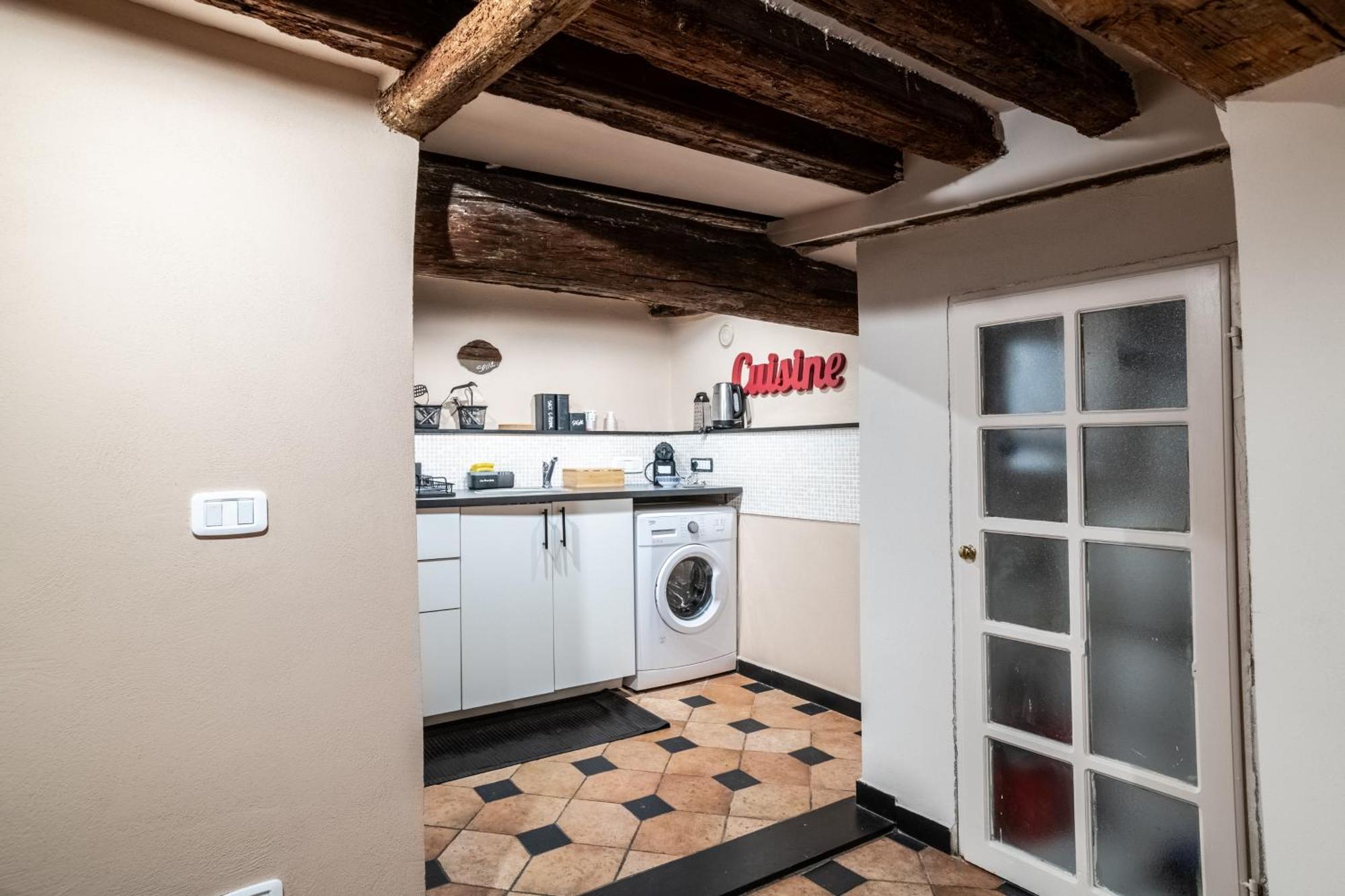 Giano Host - San Bernardo Apartment Genoa
